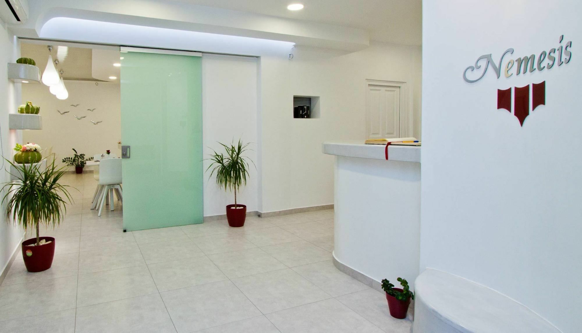 Aparthotel Nemesis Fira  Esterno foto